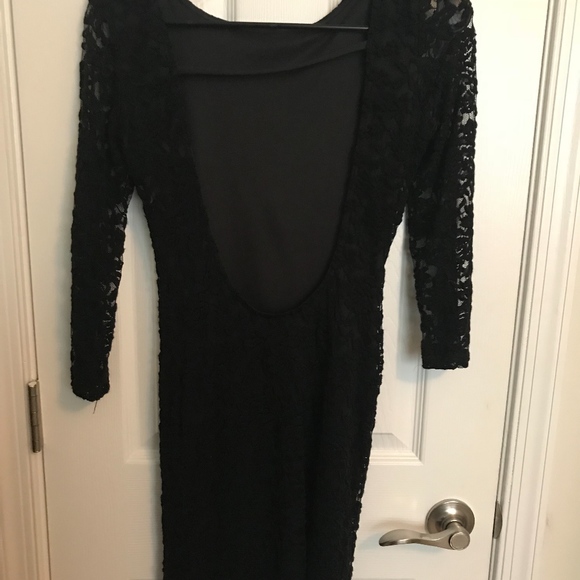 black lace dress - Picture 3 of 3
